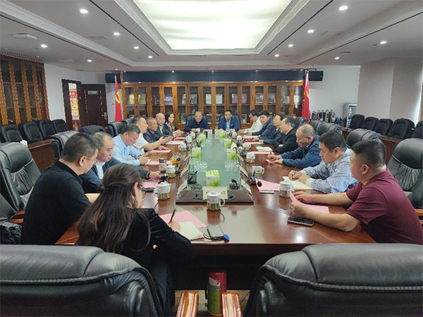 中粮协会长栾日成一行到永利总站集团走访调研